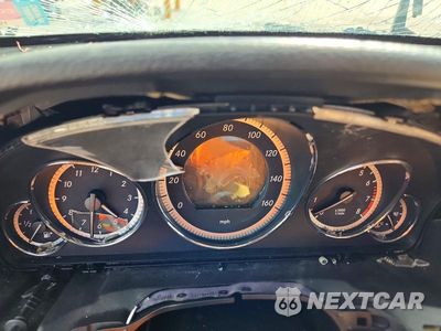 Zdjęcie 9 z 12 samochodu: 2010 MERCEDES-BENZ E 550 VIN:WDDKJ7CB7AF005356 - miniatura