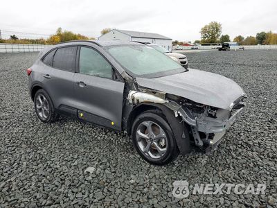Czwarte zdjęcie samochodu z boku: 2025 FORD ESCAPE ST LINE VIN:1FMCU9MN0SUA97199 - miniatura
