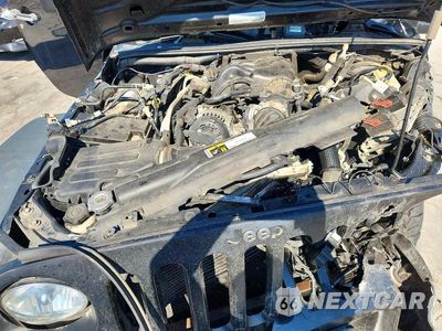 Zdjęcie 11 z 12 samochodu: 2016 JEEP WRANGLER UNLIMITED SPORT VIN:1C4BJWDG9GL121585 - miniatura