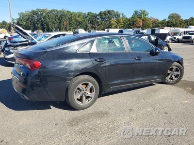 Trzecie zdjęcie samochodu z tyłu: 2023 KIA K5 LXS VIN:5XXG14J23PG196110 - miniatura