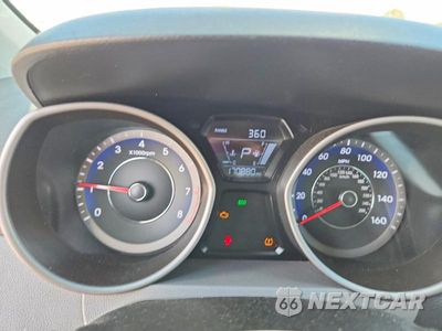 Zdjęcie 9 z 13 samochodu: 2015 HYUNDAI ELANTRA SE VIN:KMHDH4AE1FU414770 - miniatura