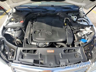Zdjęcie 11 z 12 samochodu: 2013 MERCEDES-BENZ C 300 4MATIC VIN:WDDGF8AB6DG130704 - miniatura