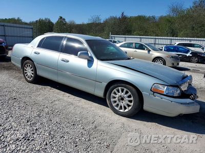 Czwarte zdjęcie samochodu z boku: 2007 LINCOLN TOWN CAR SIGNATURE VIN:1LNHM81V57Y623864 - miniatura