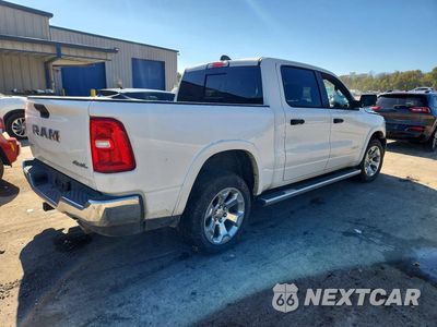 Trzecie zdjęcie samochodu z tyłu: 2026 RAM 1500 BIG HORN/LONE STAR VIN:3C6SRFFP2T4155678 - miniatura