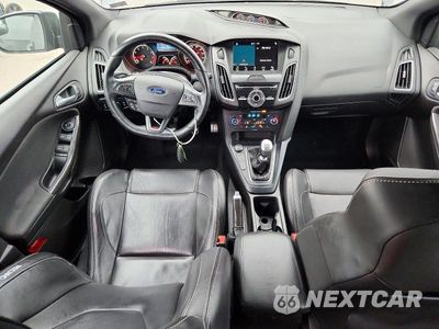 Zdjęcie 8 z 12 samochodu: 2016 FORD FOCUS ST VIN:1FADP3L9XGL363414 - miniatura