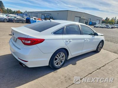Trzecie zdjęcie samochodu z tyłu: 2016 HYUNDAI SONATA SE VIN:5NPE24AF7GH260208 - miniatura