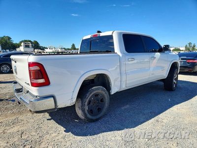 Trzecie zdjęcie samochodu z tyłu: 2019 RAM 1500 LARAMIE VIN:1C6SRFJT7KN801841 - miniatura