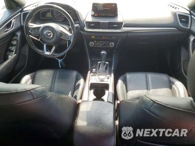 Zdjęcie 8 z 12 samochodu: 2017 MAZDA 3 TOURING VIN:3MZBN1L7XHM112884 - miniatura