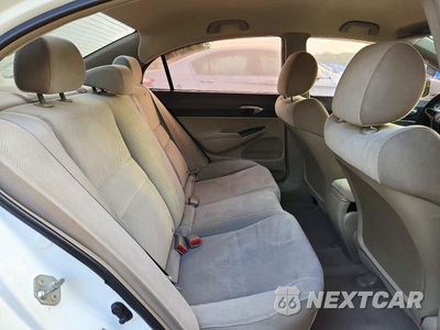 Zdjęcie 10 z 12 samochodu: 2010 HONDA CIVIC LX VIN:2HGFA1F57AH516158 - miniatura