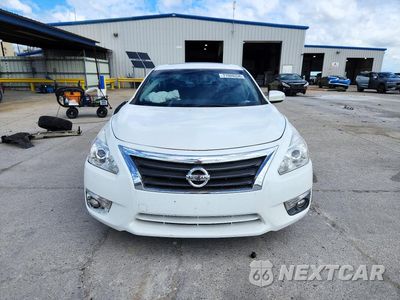 Piąte zdjęcie samochodu w środku: 2015 NISSAN ALTIMA 2.5 SV VIN:1N4AL3AP2FC207897 - miniatura