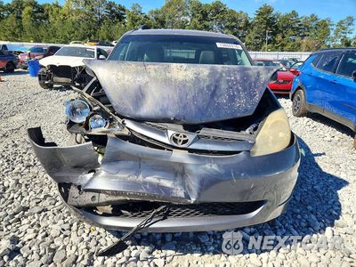 Piąte zdjęcie samochodu w środku: 2010 TOYOTA SIENNA XLE VIN:5TDYK4CC3AS305193 - miniatura
