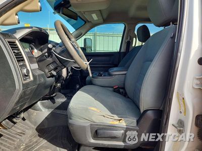 Zdjęcie 7 z 12 samochodu: 2014 RAM 3500 ST VIN:3C63RRGLXEG245759 - miniatura
