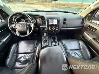 Zdjęcie 9 z 14 samochodu: 2021 TOYOTA SEQUOIA TRD PRO VIN:5TDEY5B10MS182254 - miniatura