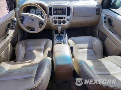 Zdjęcie 8 z 13 samochodu: 2006 FORD ESCAPE XLT VIN:1FMYU93116KD04706 - miniatura