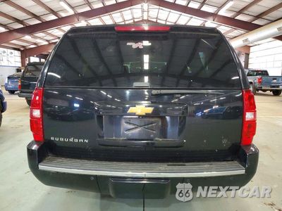Zdjęcie 6 z 14 samochodu: 2014 CHEVROLET SUBURBAN K1500 LTZ VIN:1GNSKKE76ER128953 - miniatura