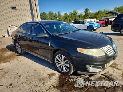 Czwarte zdjęcie samochodu z boku: 2009 LINCOLN MKS VIN:1LNHM93R79G605784 - miniatura