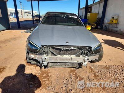 Piąte zdjęcie samochodu w środku: 2021 MERCEDES-BENZ E 350 VIN:W1KZF8DB0MA917557 - miniatura