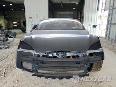 Piąte zdjęcie samochodu w środku: 2013 TESLA MODEL S VIN:5YJSA1CN9DFP27695 - miniatura