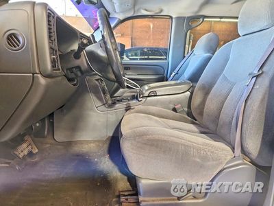 Zdjęcie 7 z 11 samochodu: 2005 CHEVROLET SILVERADO K1500 VIN:2GCEK13T051281420 - miniatura