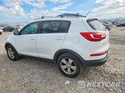 Drugie zdjęcie samochodu z przodu: 2012 KIA SPORTAGE LX VIN:KNDPBCA23C7236180 - miniatura