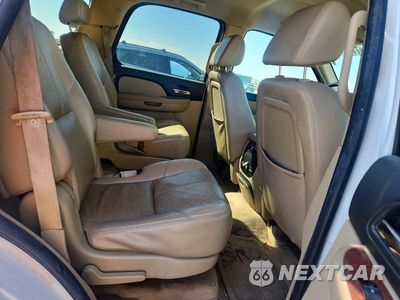 Zdjęcie 11 z 13 samochodu: 2008 CHEVROLET TAHOE K1500 VIN:1GNFK13068J174013 - miniatura