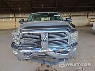 Piąte zdjęcie samochodu w środku: 2013 RAM 2500 SLT VIN:3C6UR5DL5DG524715 - miniatura