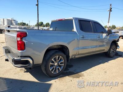 Trzecie zdjęcie samochodu z tyłu: 2025 CHEVROLET SILVERADO C1500 LT VIN:2GCPACED5S1167499 - miniatura