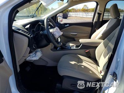 Zdjęcie 7 z 13 samochodu: 2019 FORD ESCAPE SE VIN:1FMCU9GD1KUB90445 - miniatura
