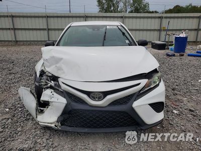 Piąte zdjęcie samochodu w środku: 2019 TOYOTA CAMRY SE VIN:4T1B11HK5KU286307 - miniatura