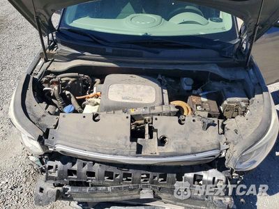 Zdjęcie 12 z 13 samochodu: 2018 KIA SOUL EV BASE VIN:KNDJP3AE2J7027401 - miniatura