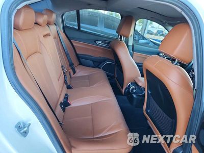Zdjęcie 10 z 12 samochodu: 2020 ALFA ROMEO GIULIA VIN:ZARFAMANXL7635480 - miniatura