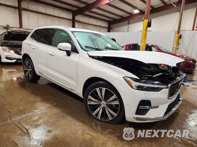 Czwarte zdjęcie samochodu z boku: 2023 VOLVO XC60 PLUS VIN:YV4L12RN6P1294672 - miniatura