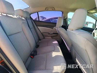 Zdjęcie 10 z 12 samochodu: 2015 HONDA CIVIC LX VIN:19XFB2F58FE278776 - miniatura