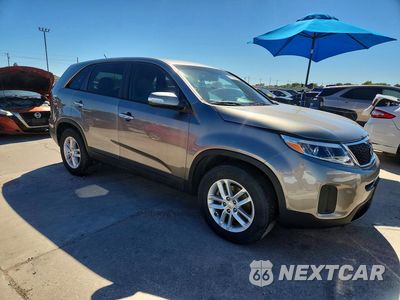 Czwarte zdjęcie samochodu z boku: 2015 KIA SORENTO LX VIN:5XYKT3A67FG627012 - miniatura