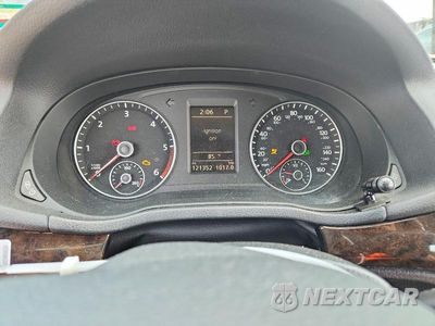 Zdjęcie 9 z 12 samochodu: 2015 VOLKSWAGEN PASSAT SEL VIN:1VWCV7A38FC008819 - miniatura