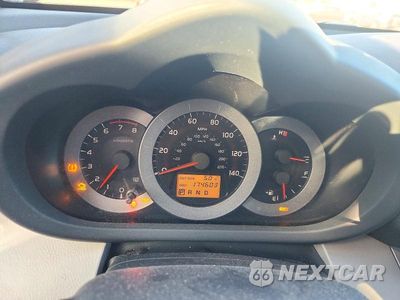 Zdjęcie 9 z 13 samochodu: 2007 TOYOTA RAV4 BASE VIN:JTMBD33V376051845 - miniatura