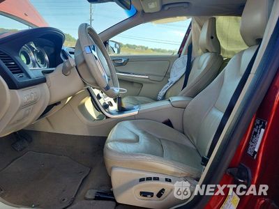 Zdjęcie 7 z 13 samochodu: 2013 VOLVO XC60 3.2 VIN:YV4952DL2D2393094 - miniatura