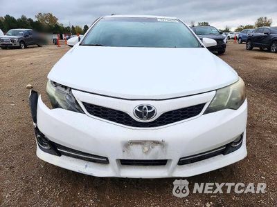 Piąte zdjęcie samochodu w środku: 2014 TOYOTA CAMRY SE VIN:4T1BF1FK1EU779507 - miniatura