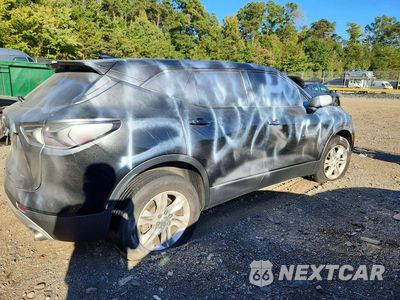 Trzecie zdjęcie samochodu z tyłu: 2021 CHEVROLET BLAZER 2LT VIN:3GNKBCR46MS577227 - miniatura