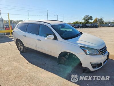 Czwarte zdjęcie samochodu z boku: 2015 CHEVROLET TRAVERSE LT VIN:1GNKVHKD4FJ159932 - miniatura