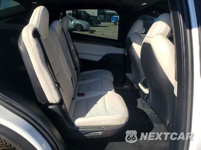 Zdjęcie 11 z 14 samochodu: 2022 TESLA MODEL X VIN:7SAXCDE5XNF343976 - miniatura
