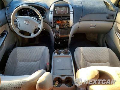 Zdjęcie 8 z 13 samochodu: 2008 TOYOTA SIENNA LE 7-PASSENGER VIN:5TDZK23CX8S128287 - miniatura