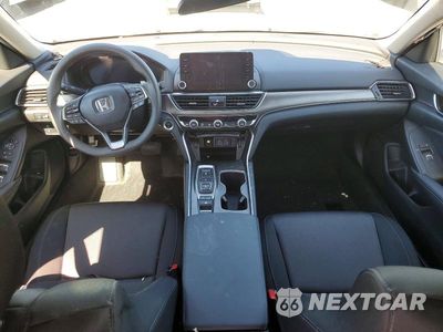 Zdjęcie 8 z 12 samochodu: 2021 HONDA ACCORD HYBRID VIN:1HGCV3F11MA005483 - miniatura