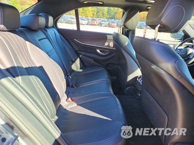 Zdjęcie 10 z 13 samochodu: 2019 MERCEDES-BENZ E 300 4MATIC VIN:WDDZF4KB4KA566287 - miniatura