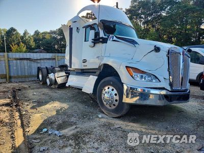 2025 KENWORTH T680 SEMI TRUCK 1NKYDB9X8SJ186417 - główne zdjęcie licytacji z USA - miniatura