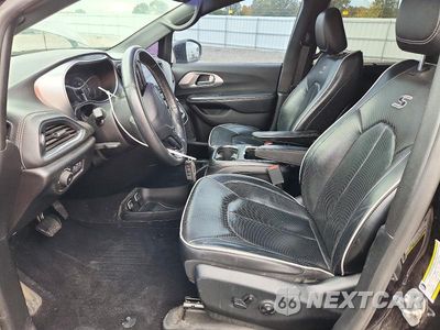 Zdjęcie 7 z 13 samochodu: 2019 CHRYSLER PACIFICA LIMITED VIN:2C4RC1GG4KR652894 - miniatura