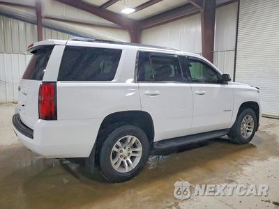 Trzecie zdjęcie samochodu z tyłu: 2019 CHEVROLET TAHOE K1500 LT VIN:1GNSKBKC2KR161851 - miniatura