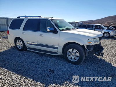 Czwarte zdjęcie samochodu z boku: 2007 LINCOLN NAVIGATOR VIN:5LMFU27507LJ25786 - miniatura