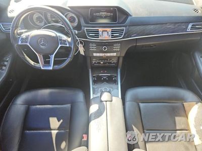 Zdjęcie 8 z 12 samochodu: 2016 MERCEDES-BENZ E 350 VIN:WDDHF5KB8GB272006 - miniatura