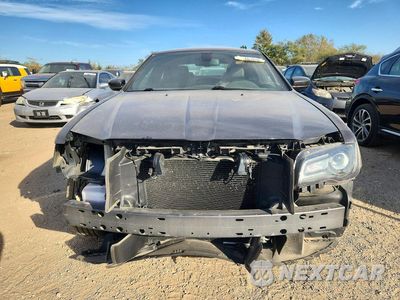 Piąte zdjęcie samochodu w środku: 2019 CHRYSLER 300 S VIN:2C3CCAGG0KH690803 - miniatura
